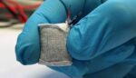 Prototype fuel cell for producing energy from glucose blood sugar (1)