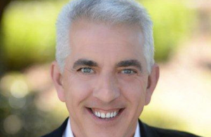 Chuck Medovich Insulet LinkedIn (1)